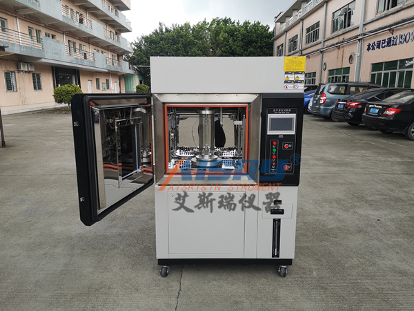 氙燈老化試驗箱能否模擬雨淋環境